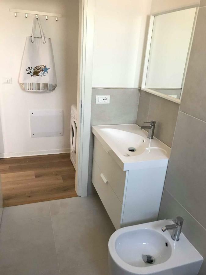 Delta A - Piazza Marina - Vista Mare Villa Lido di Jesolo Bagian luar foto