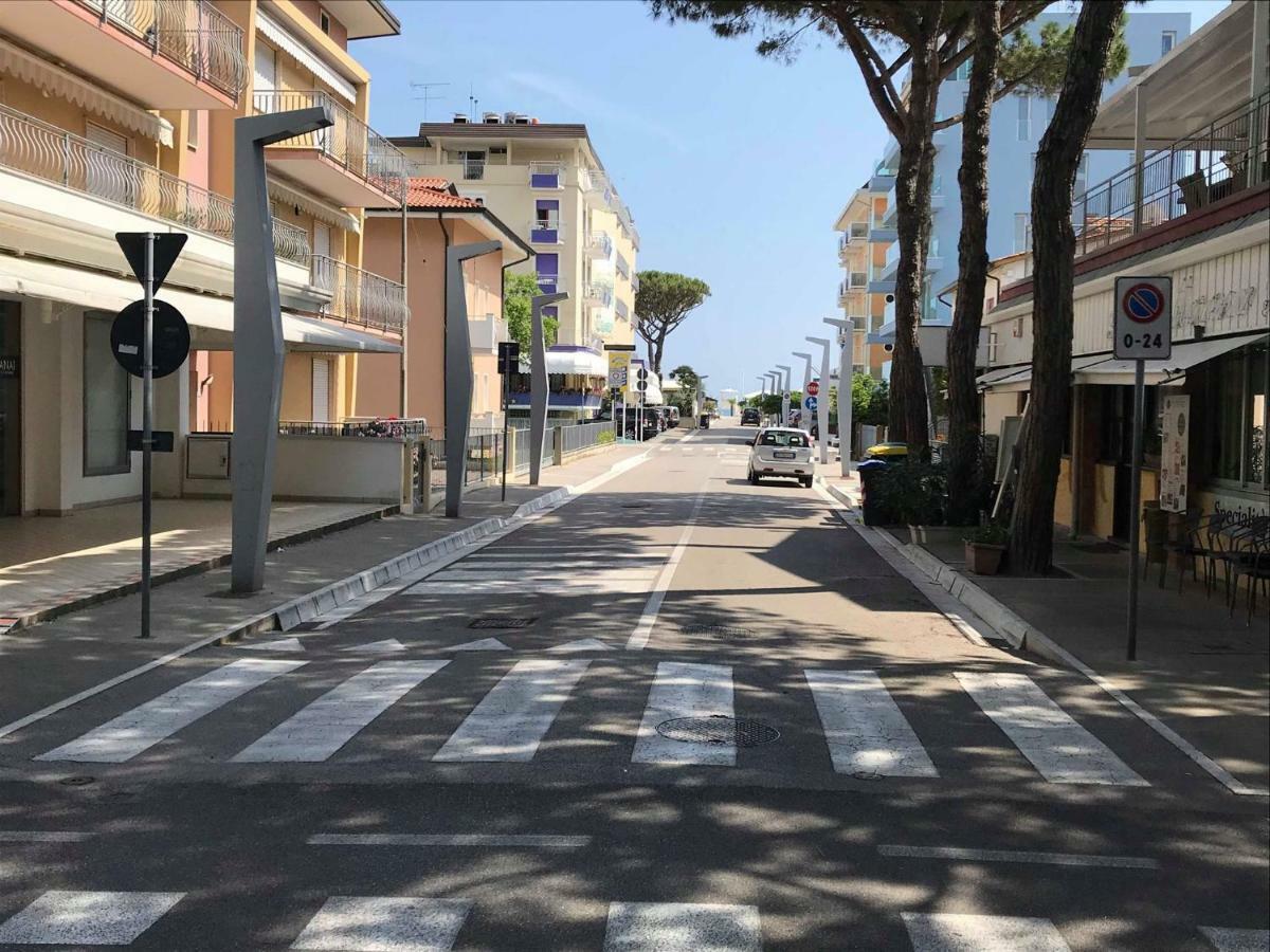 Delta A - Piazza Marina - Vista Mare Villa Lido di Jesolo Bagian luar foto